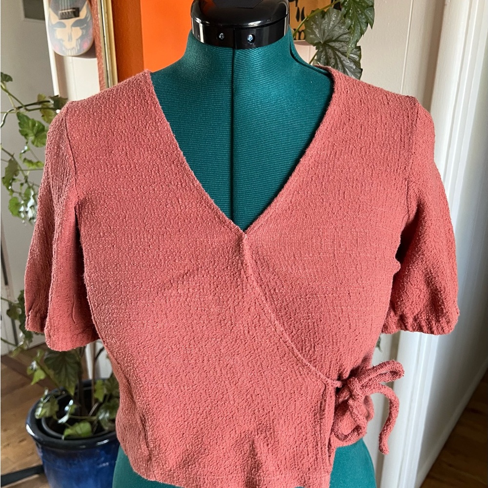 Women's  Wrap Top